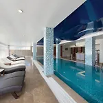 Hotel Unique Golf&spa 5*