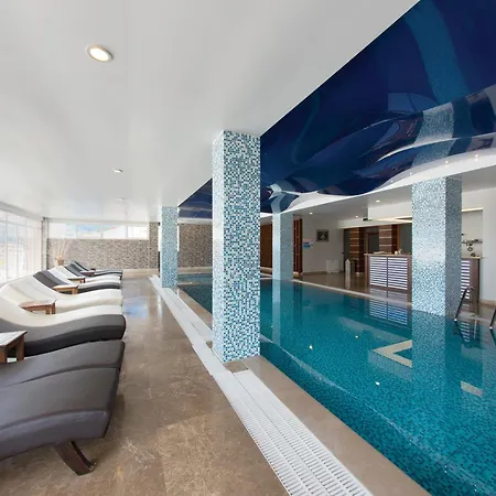 Hotel Unique Golf And 5*